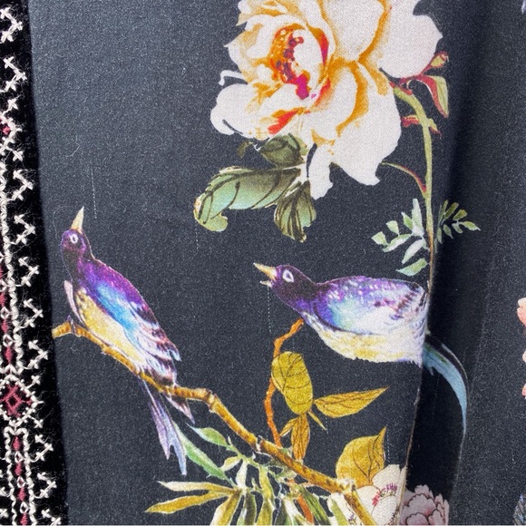 Johnny Was 3J Workshop Velvet mix Black Long Sleeve Top shirt Blouse Size Medium - Picture 9 of 15